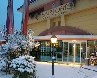 Sartori's Hotel - Lavis - Gebouw