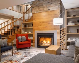 Country Inn & Suites by Radisson, Toledo, OH - Maumee - Vestíbul