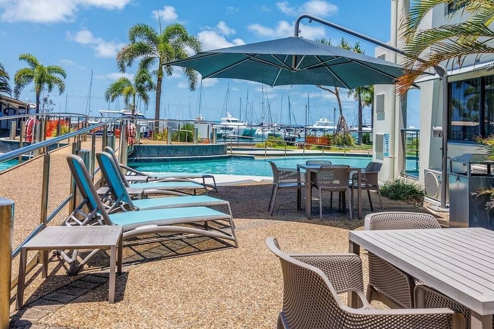 Mantra Marina Hotel Room - Urangan