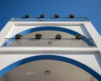Karma Resort - Venetico - Edificio
