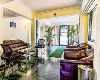 Fabhotel East Field Homes - Airport Road - Pune - Sala de estar