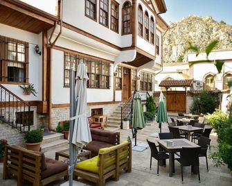 Cifte Konak Butik Otel - Амасья - Патіо