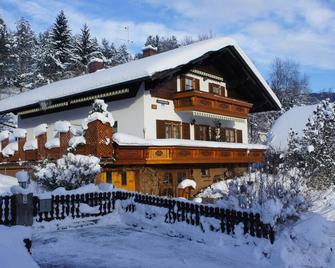Nice vacation apartment in the nature and hiking paradise of the Lower Austrian Prealps - Türnitz - Building