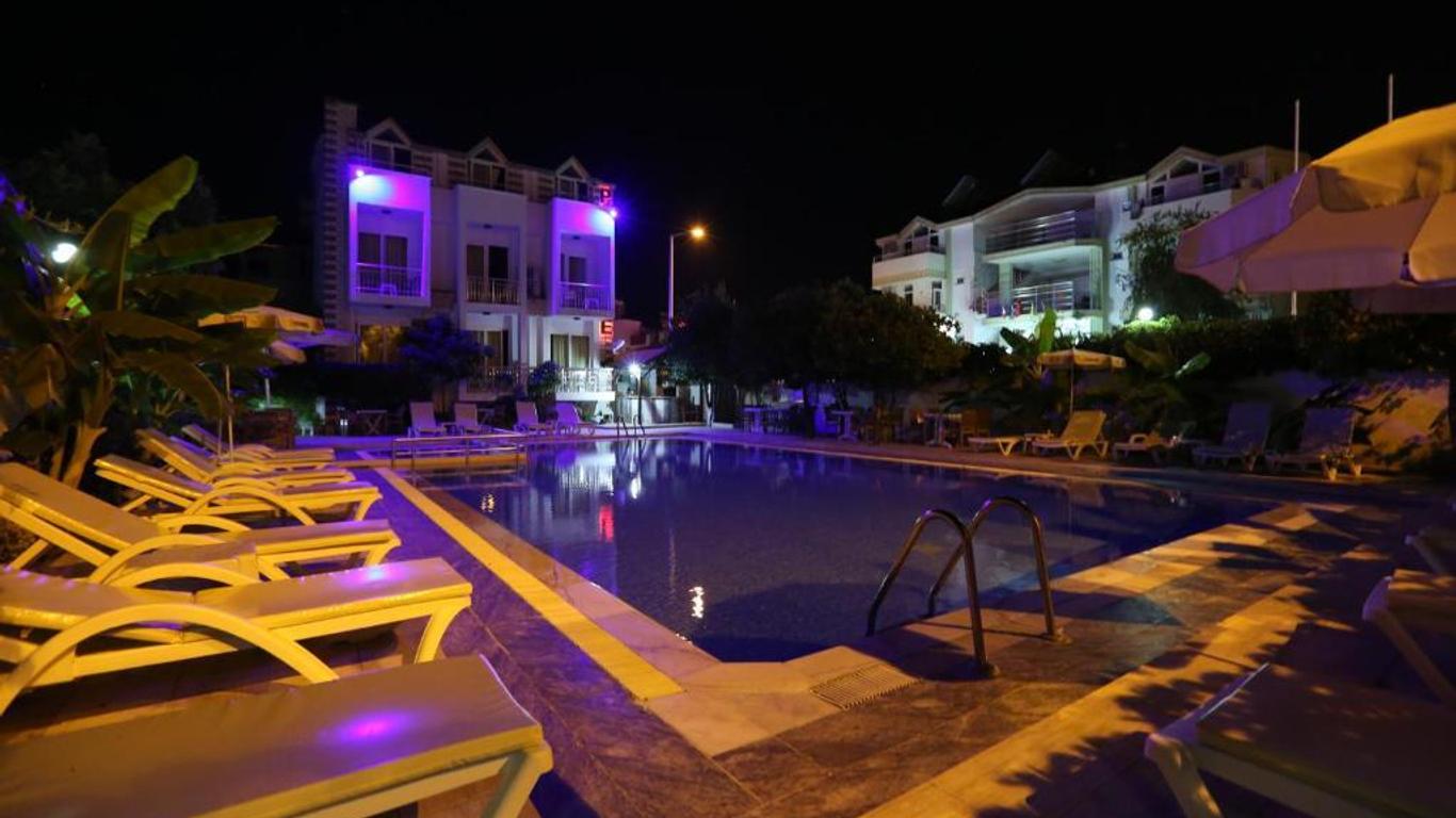 Paradise Hotel