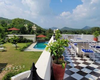 Aura Gold Resort - Udaipur