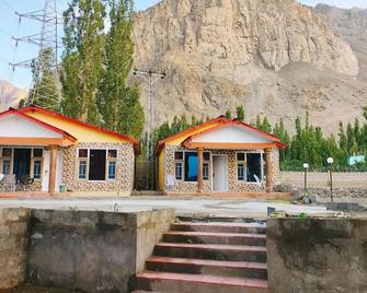 Skardu View Point Hotel - Skārdu - Edificio