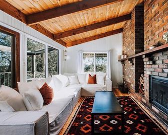Ilkley House - A Refreshing Family Rural Getaway - Mudgee - Stue