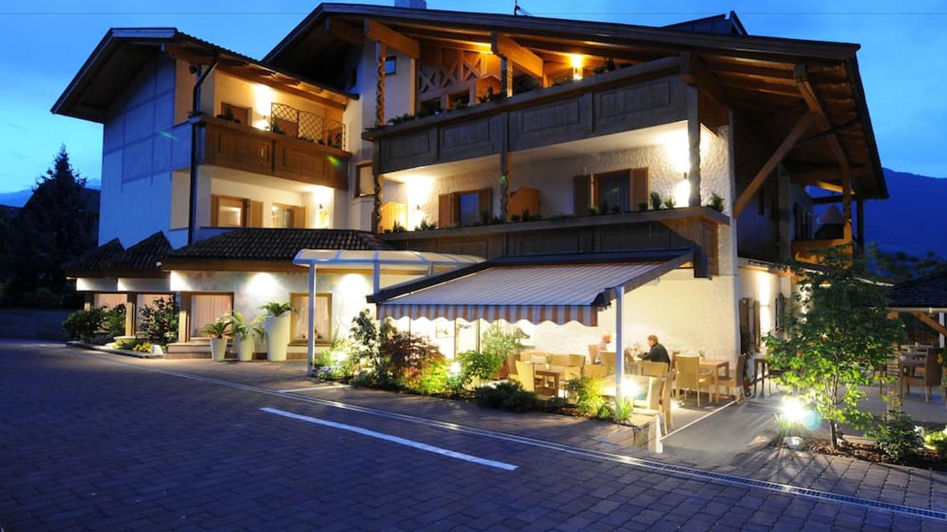 هوتل فلور ألب