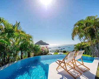 Private Villas in Careyes - Costa Careyes - Piscina