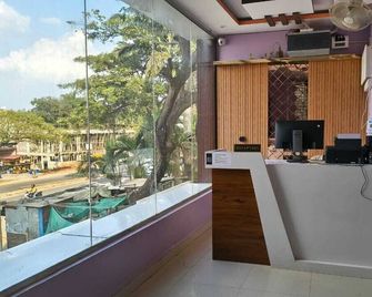 Hotel Blue Moon - Gadag