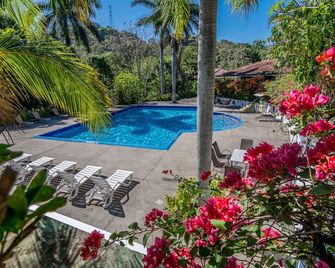 Hotel Colinas del Sol - Atenas - Piscine