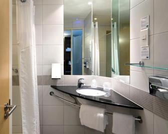 Hôtel Marseille Centre Gare Saint-Charles - Marsella - Baño