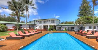 Paradise Hotel & Resort - Isla Norfolk - Piscina