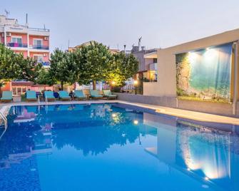 Thalassies Nouveau - Limenaria - Pool