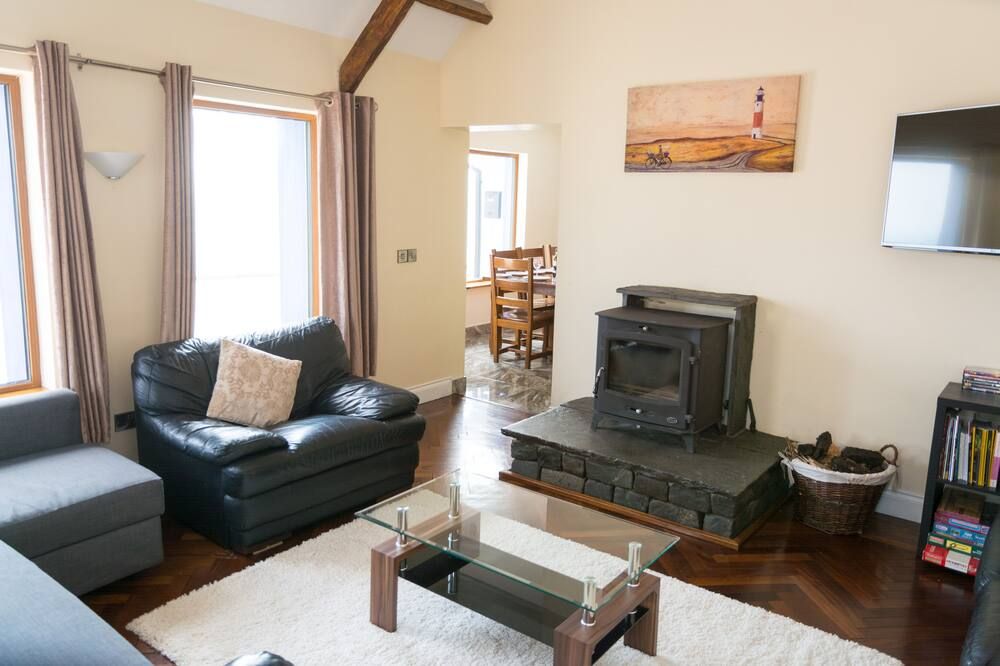 أتلانتيك ريست ستنينج فيستاس أوف ذا سكيليجس - دينغل - غرفة معيشة