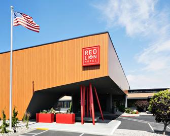 Red Lion Hotel Wenatchee City Center - Веначи - Здание