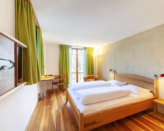 Bio-Hotel Alter Wirt - Grünwald - Schlafzimmer