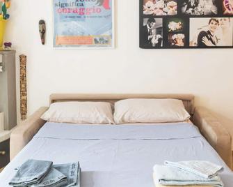 Casa di Simone - Scandicci - Camera da letto