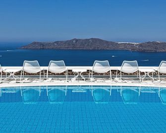 Xenones Filotera - Imerovigli - Piscine