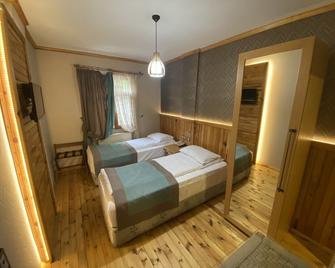Sis Otel - Ayder - Slaapkamer