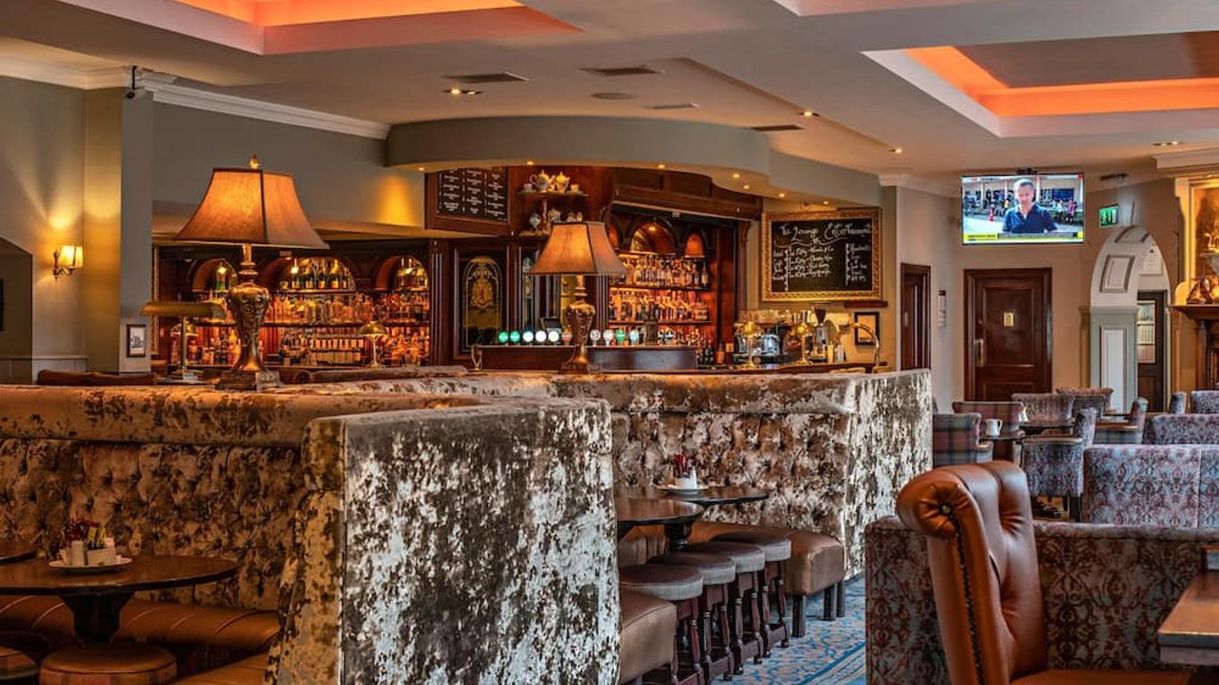 Headfort Arms Hotel