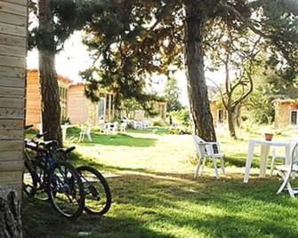 Hotel Rose - Beauvoir - Патіо