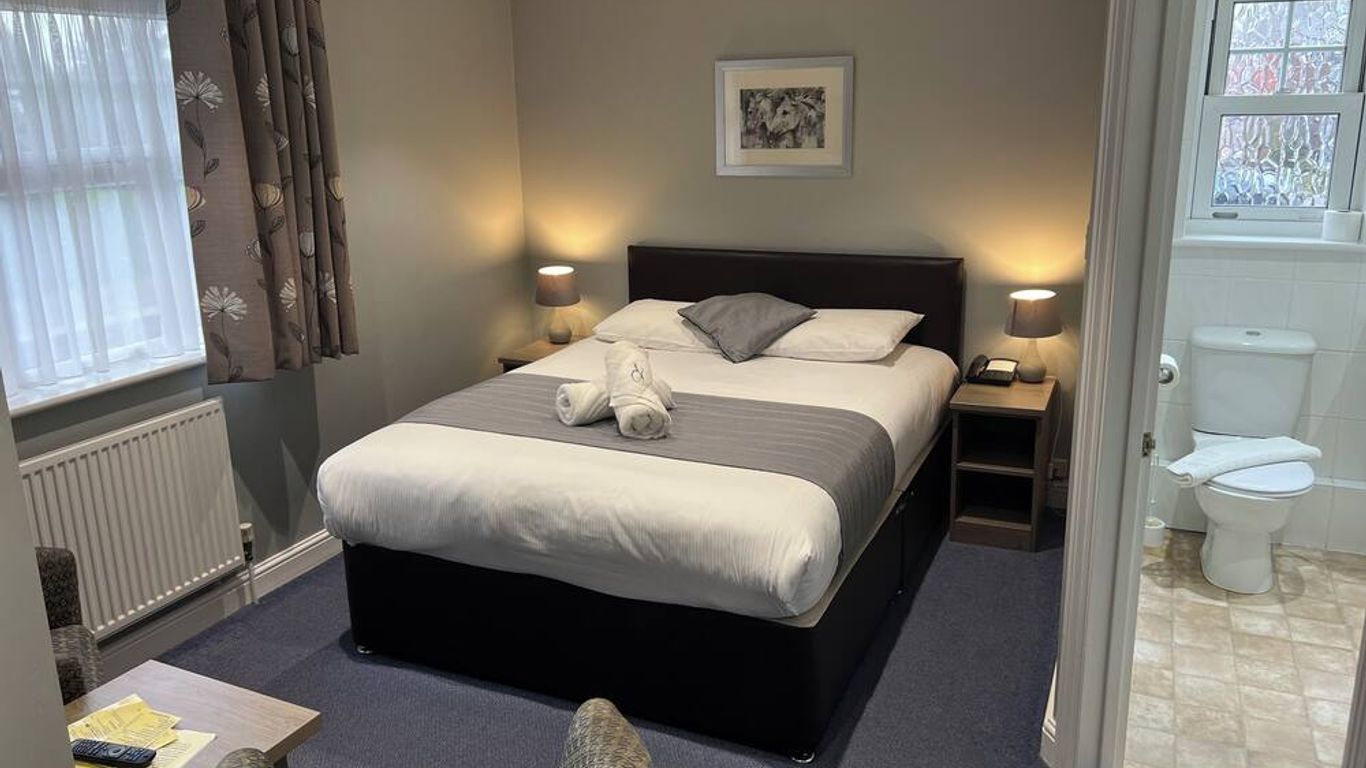 The Corner House Hotel Gatwick