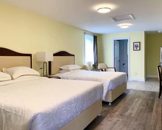7 West Motel - Carleton Place - Bedroom