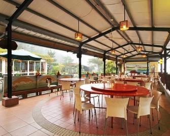 Tian Xiu Mountain Village - Gukeng Township - Dining room