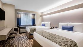 Microtel Inn & Suites by Wyndham Atlanta/Buckhead Area - Atlanta - Bedroom