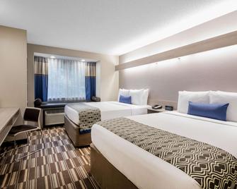Microtel Inn & Suites by Wyndham Atlanta/Buckhead Area - Atlanta - Bedroom