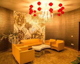 Oushang Business Hotel - Yangquan