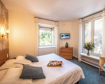 Hotel de la Vallee - Dinard - Bedroom