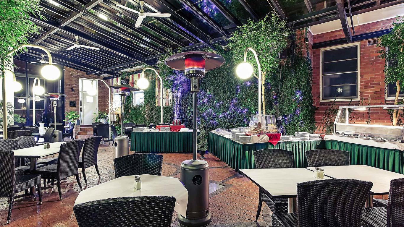 Mercure Maitland Monte Pio