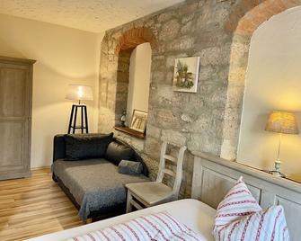 Land & Leben Pension - Chemnitz - Living room