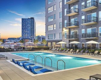 Sentral Sobro - Nashville - Pool