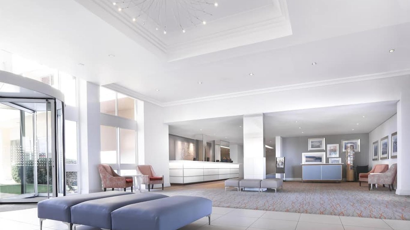 Garden Court Nelson Mandela Boulevard