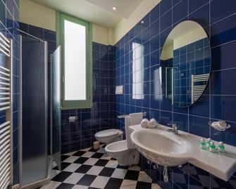 Hotel Euromare - Castro - Bad