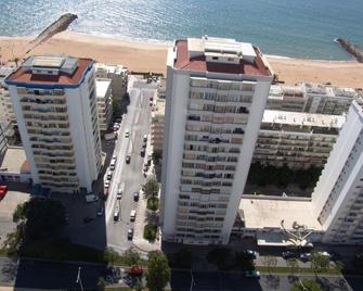 Torres Mira Praia - Quarteira - Building