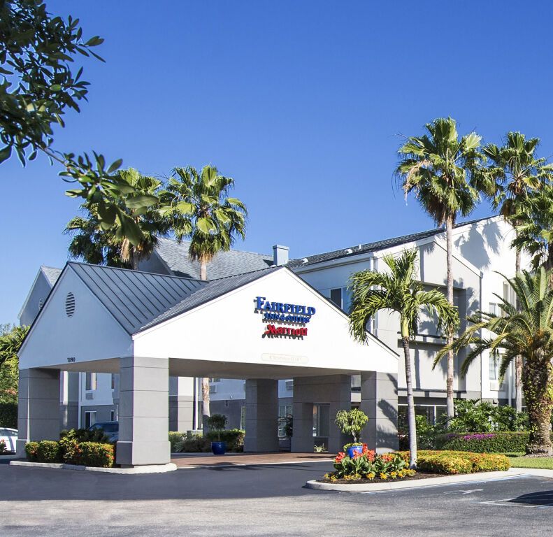 Fairfield Inn & Suites by Marriott Fort Myers Cape Coral - פורט מאיירס - בניין