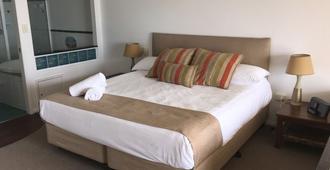 Coral Cove Resort - Bundaberg - Bedroom
