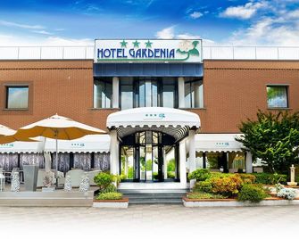 Hotel Gardenia Fiera - Cermenate - Edificio