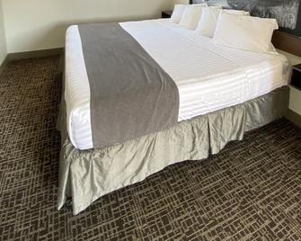 Pass Motor Inn - Penticton - Phòng ngủ