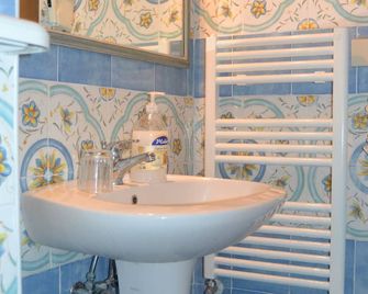 Piccolo Tirreno Hotel Residence - Procida - Salle de bain