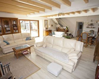 Les Bruyères du Mont - Céaux - Huiskamer