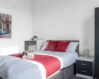 Casa Cove 2f Flat Free Parking - 5min To Hospital - Manchester - Schlafzimmer