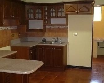 Apartotel La Cañada - Santa Bárbara de Heredia - Keuken