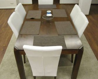 Finn Rooms - Tampere - Comedor