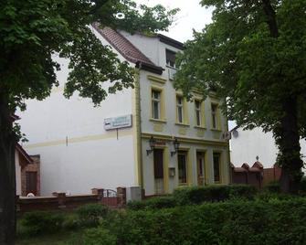 Gasthof Bergquelle - Wandlitz - Building