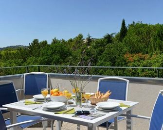 Terres de France - Résidence Côté Provence - Gréoux-les-Bains - Balcony
